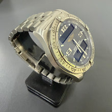Încărcați imaginea în vizualizatorul Galeriei, Breitling Aerospace Avantage Titan