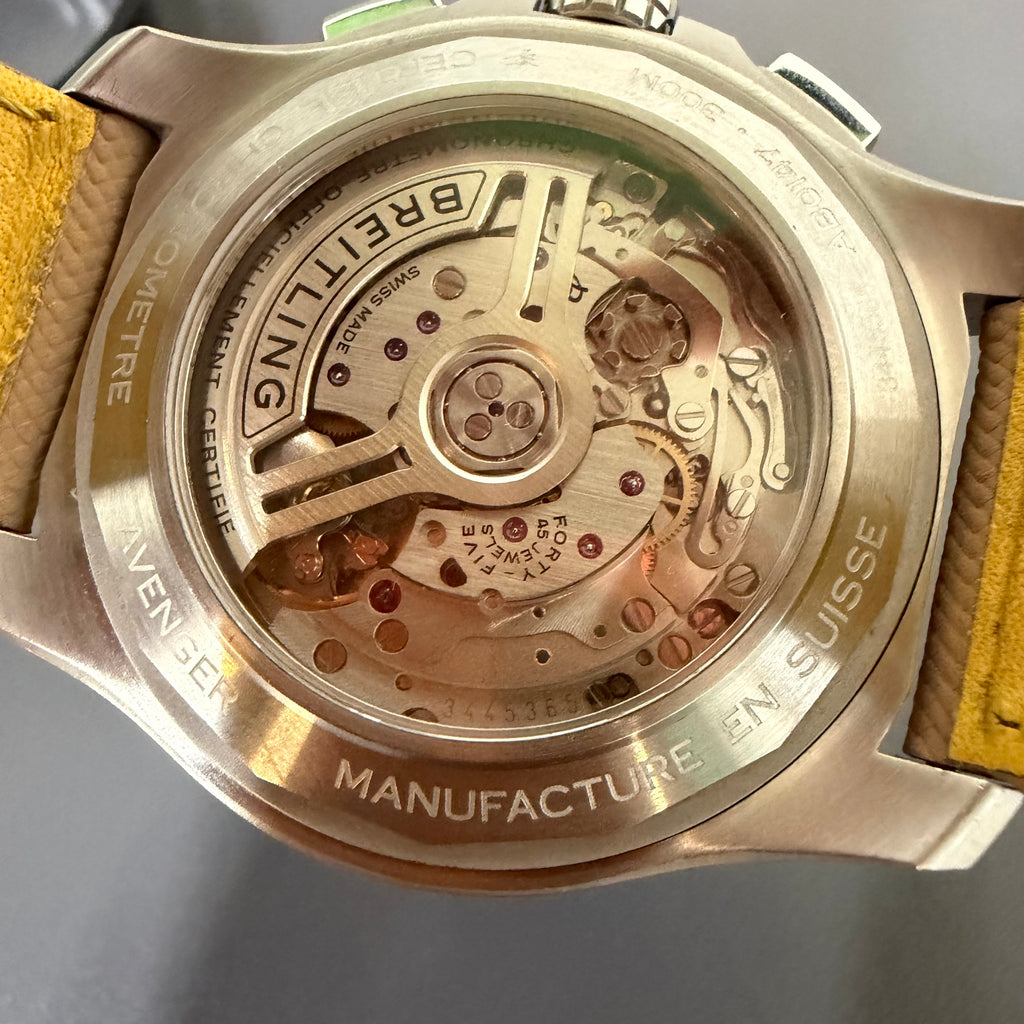 BREITLING AVENGER B01 CHRONOGRAPH 44