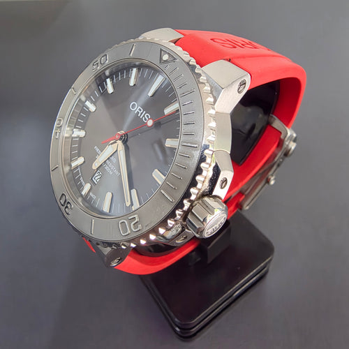 Oris Aquis Date Relief 43mm